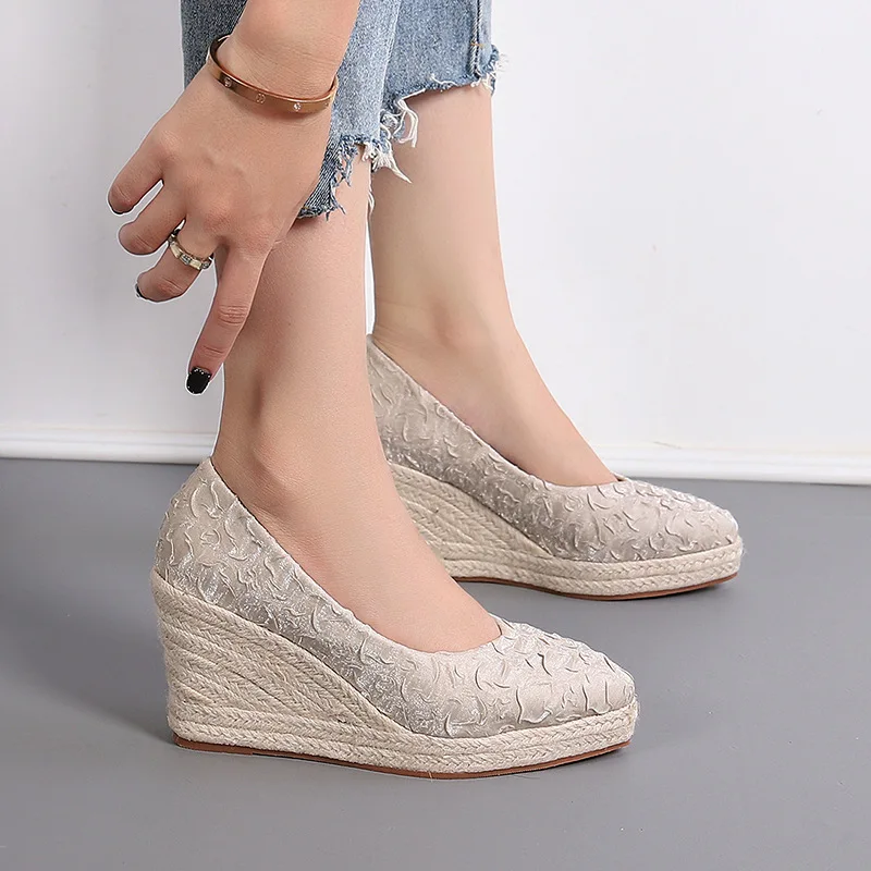 Espadrille Slip On - Женские эспадрильи на платформе с цветочным